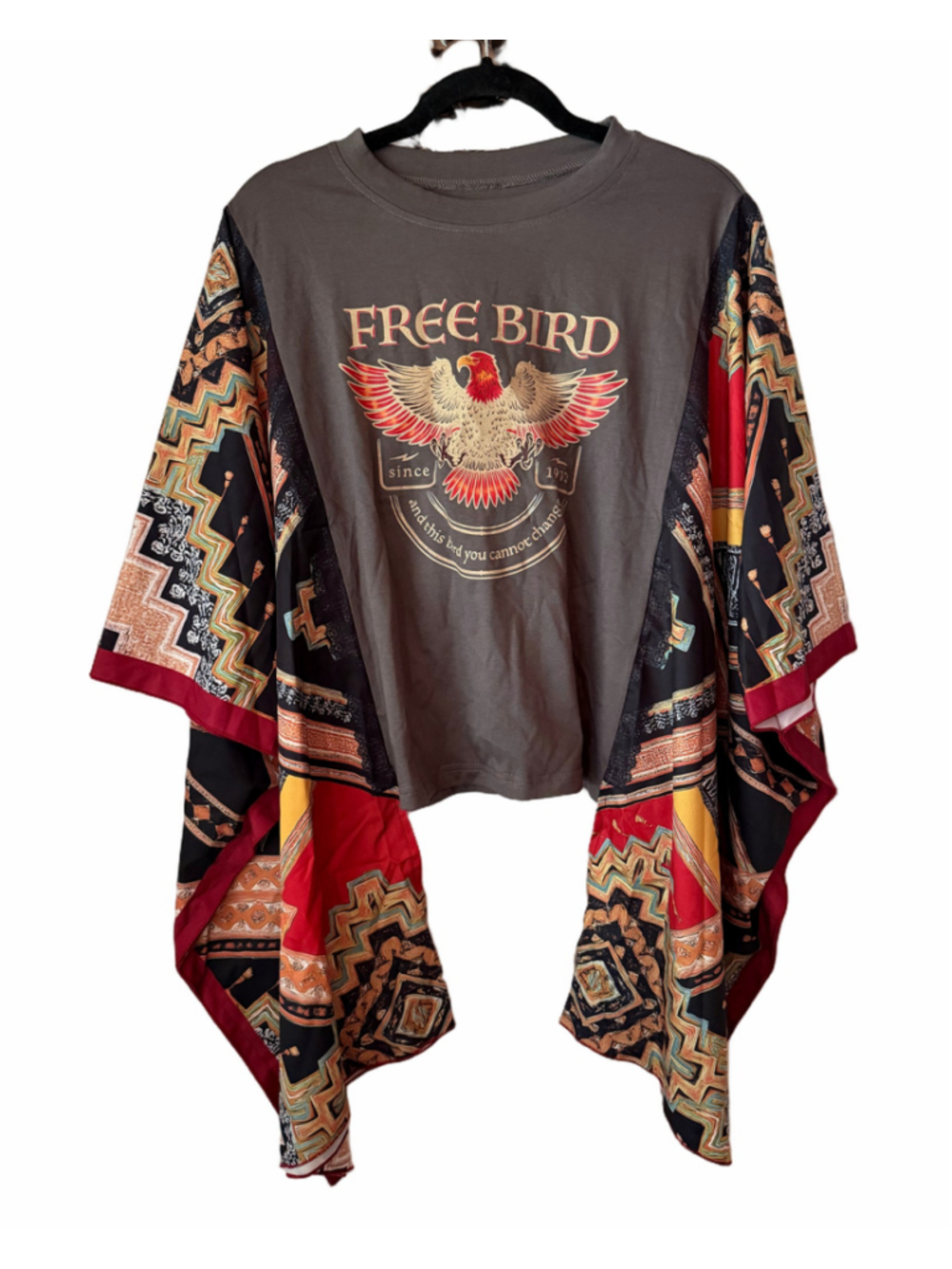 Women's Unbranded Poncho Top Size M Grey Black Graphic Print